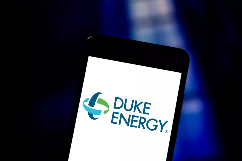 5 خطوات للاستثمار في سهم شركة Duke Energy الأمريكية