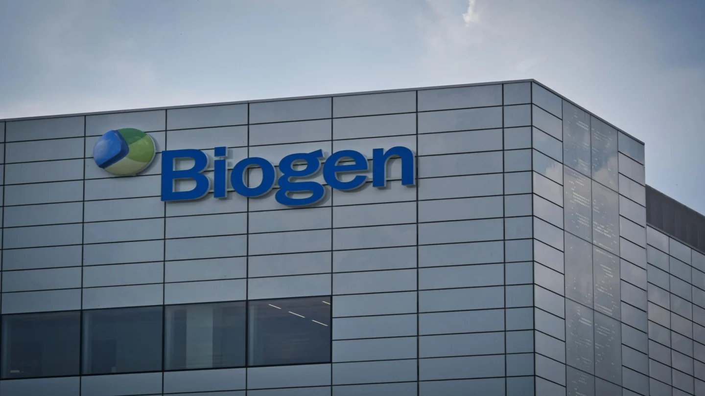 تعلم كيف تستثمر في سهم شركة Biogen خطوة بخطوة مع FMT