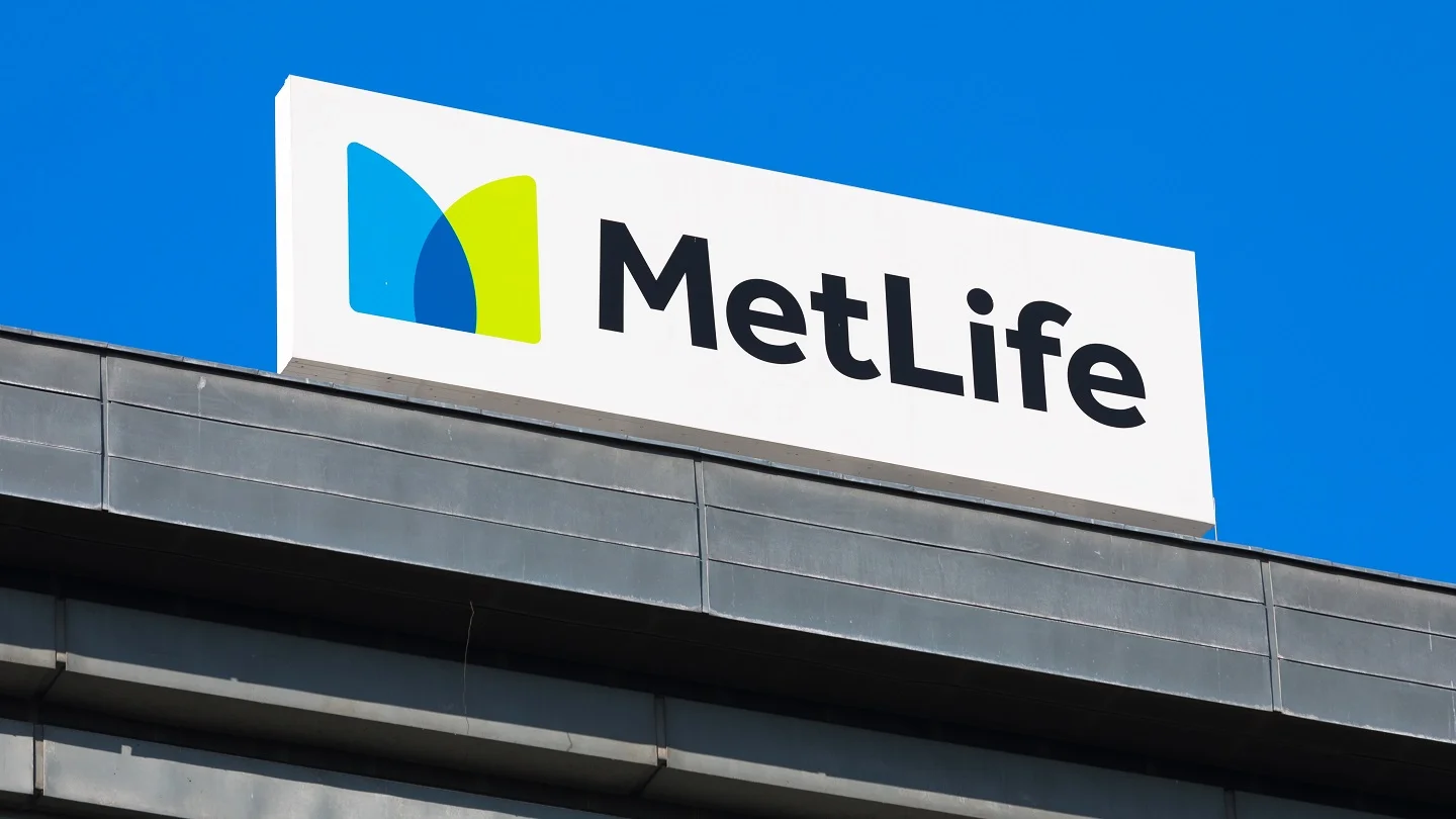 كل ما تحتاجه للاستثمار في سهم شركة MetLife بنجاح