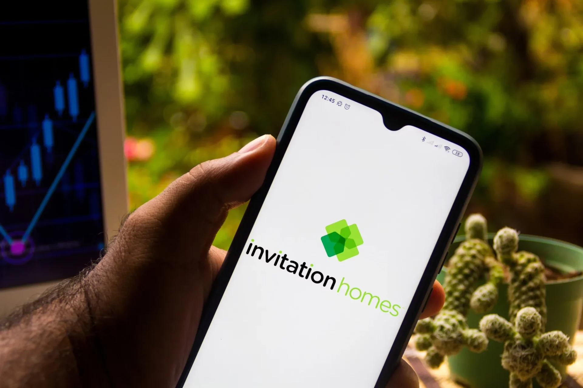 كيف تستثمر في سهم Invitation Homes: دليل بالخطوات للمبتدئين